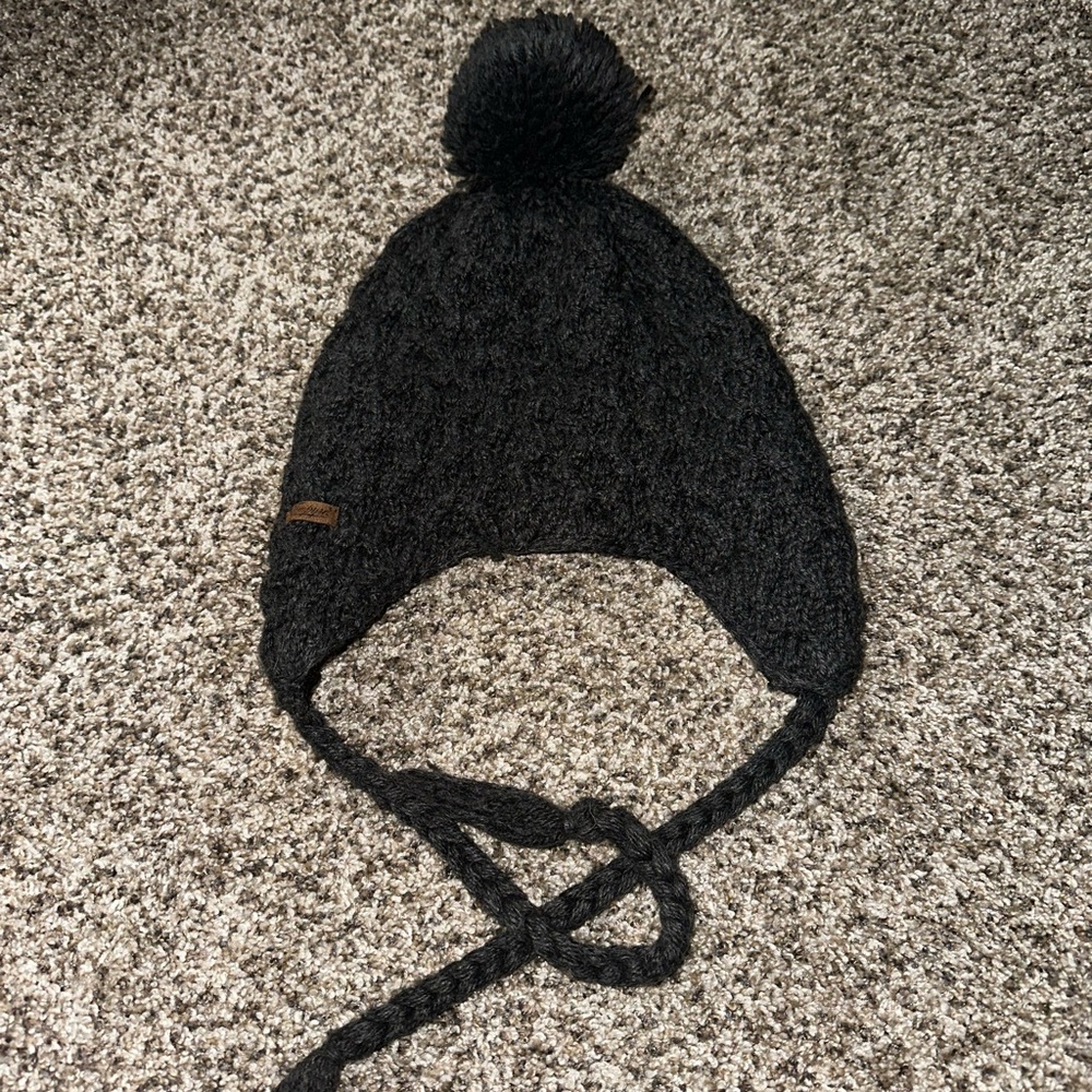 Empyre Black Knit Pom-Pom Hat